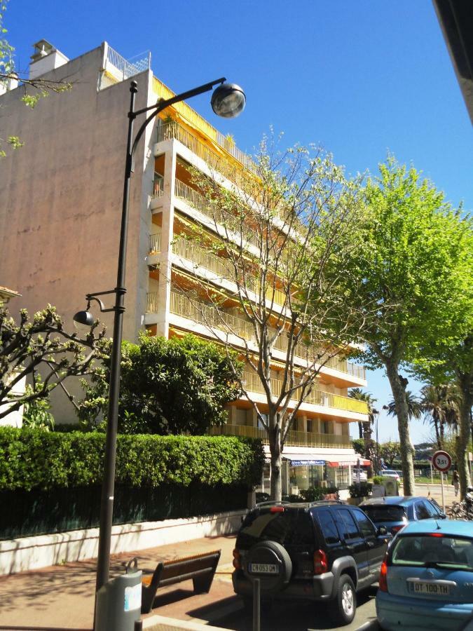 Studio Standing Bord De Mer Et Vue Antibes Kültér fotó